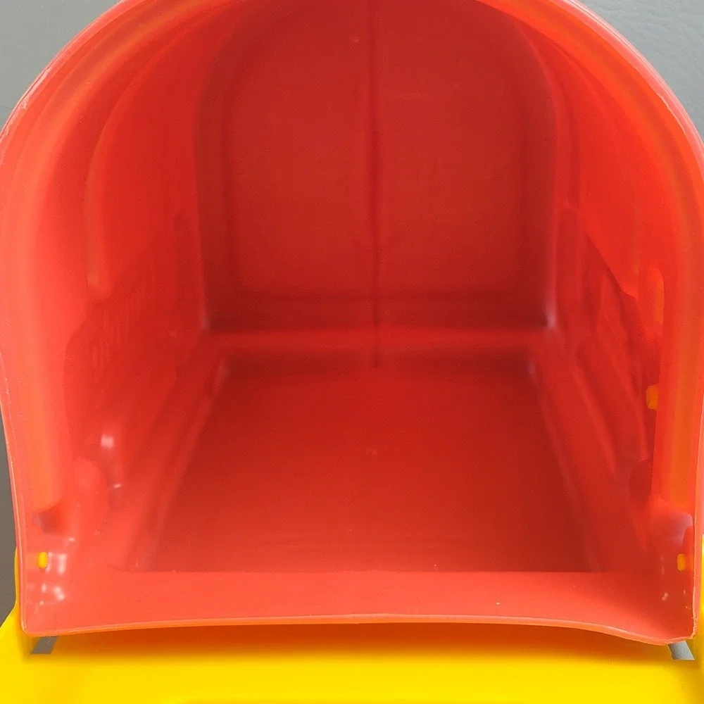 Crayola Vintage Plastic Mailbox Toy With Flag Crayon Play Pretend Toy Kids Red - Picture 10 of 14